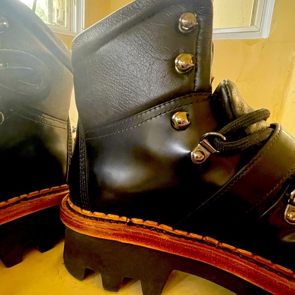 Moncler Boots women - Picture 2 of 5